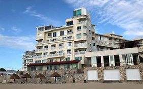 capitan suites sea view
